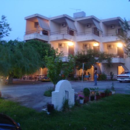 Apartments Skardoutsou Agiokampos  Extérieur photo
